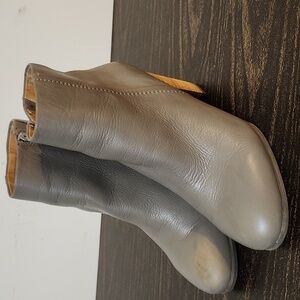 Vionic Kennedy Grey Boots Heels Leather